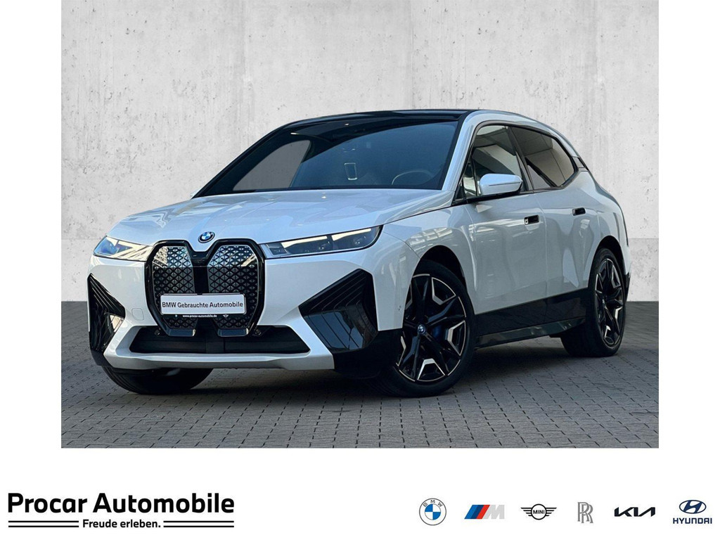 BMW iX