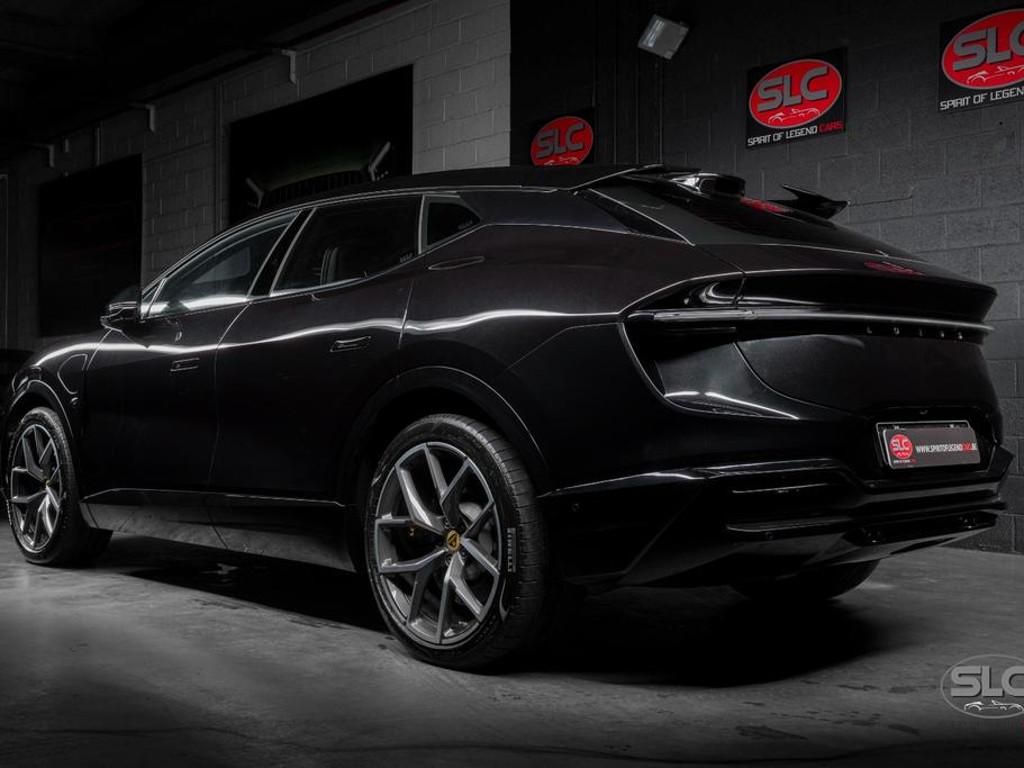 Lotus Eletre