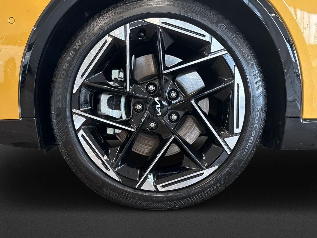 Kia K4