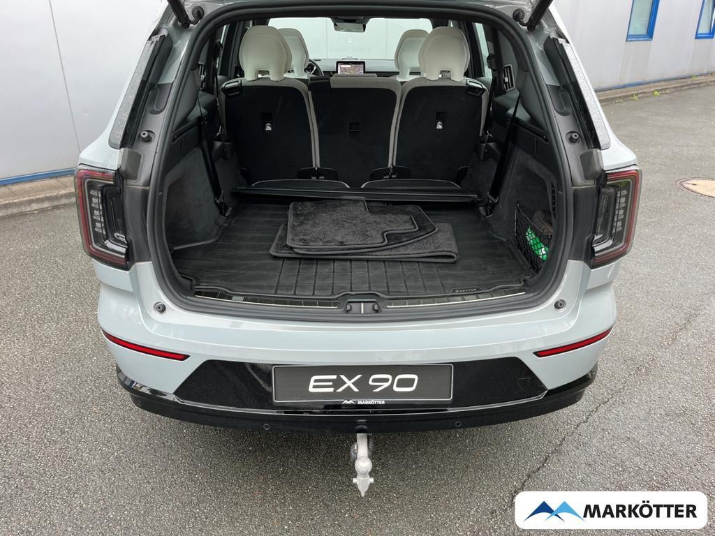 Volvo EX90