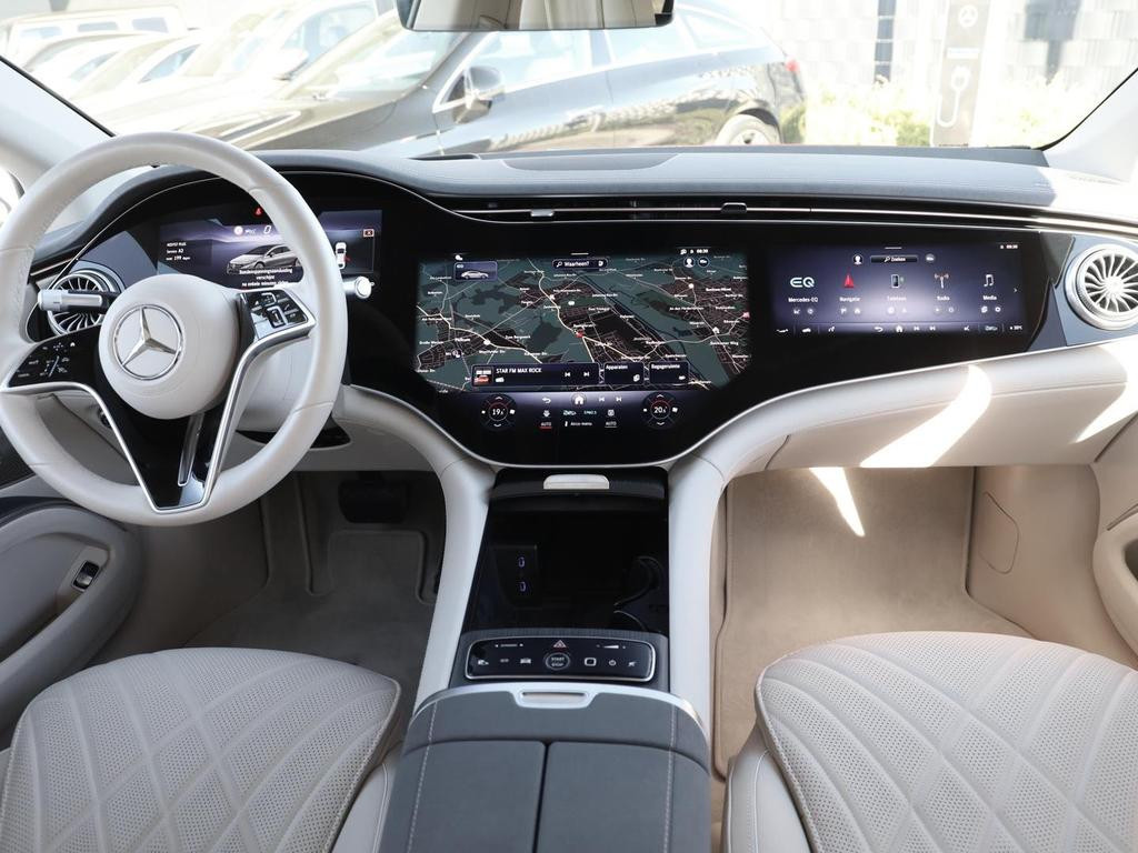 Mercedes-Benz EQS