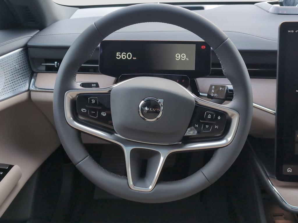 Volvo ES90