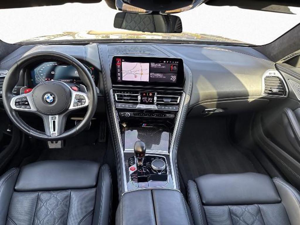 BMW M8