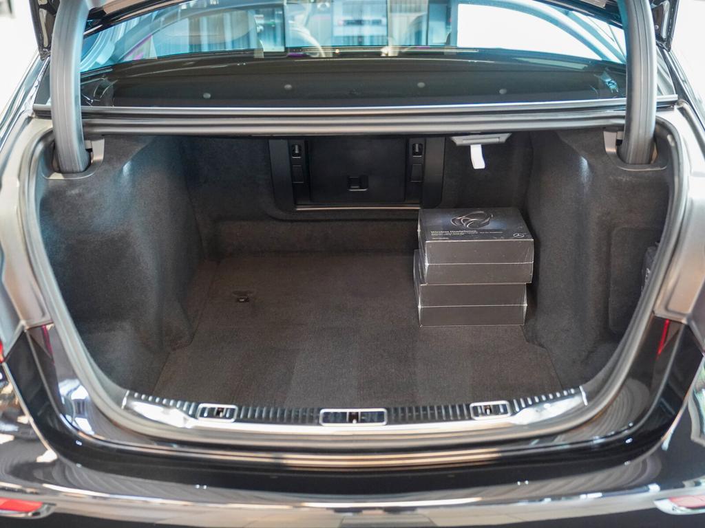 Mercedes-Benz S-Klasse