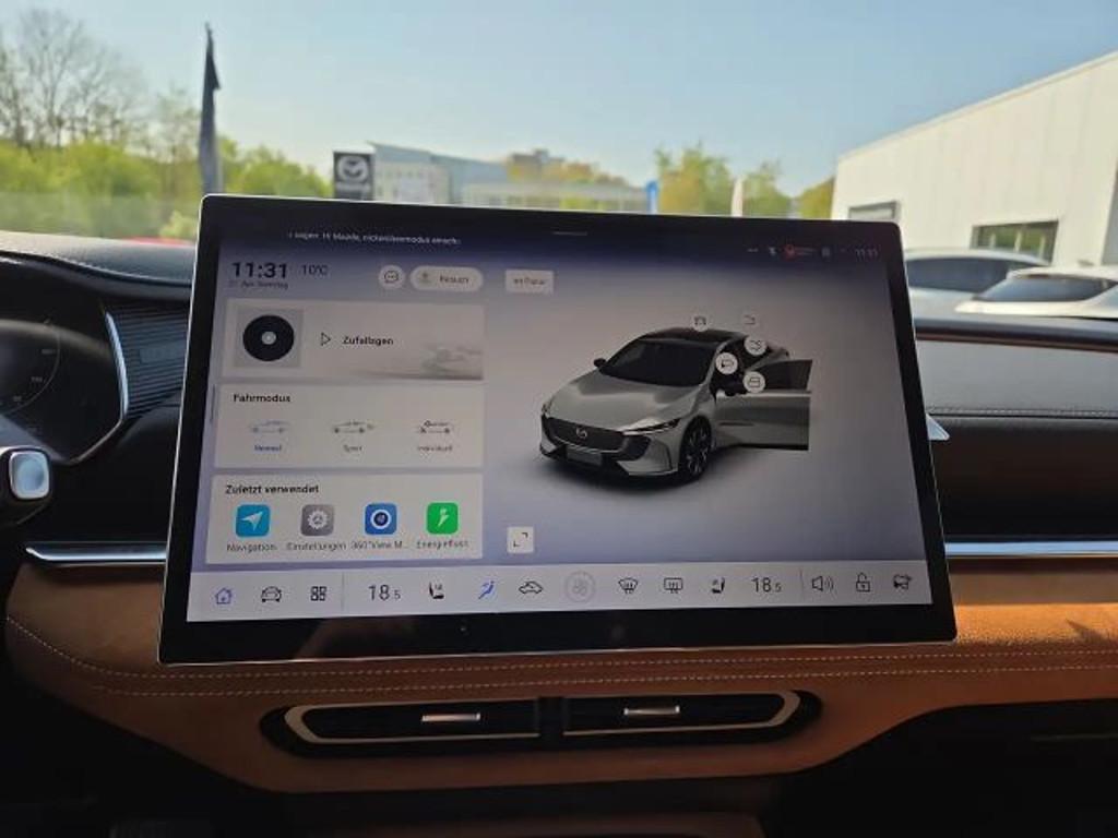 Mazda 6e