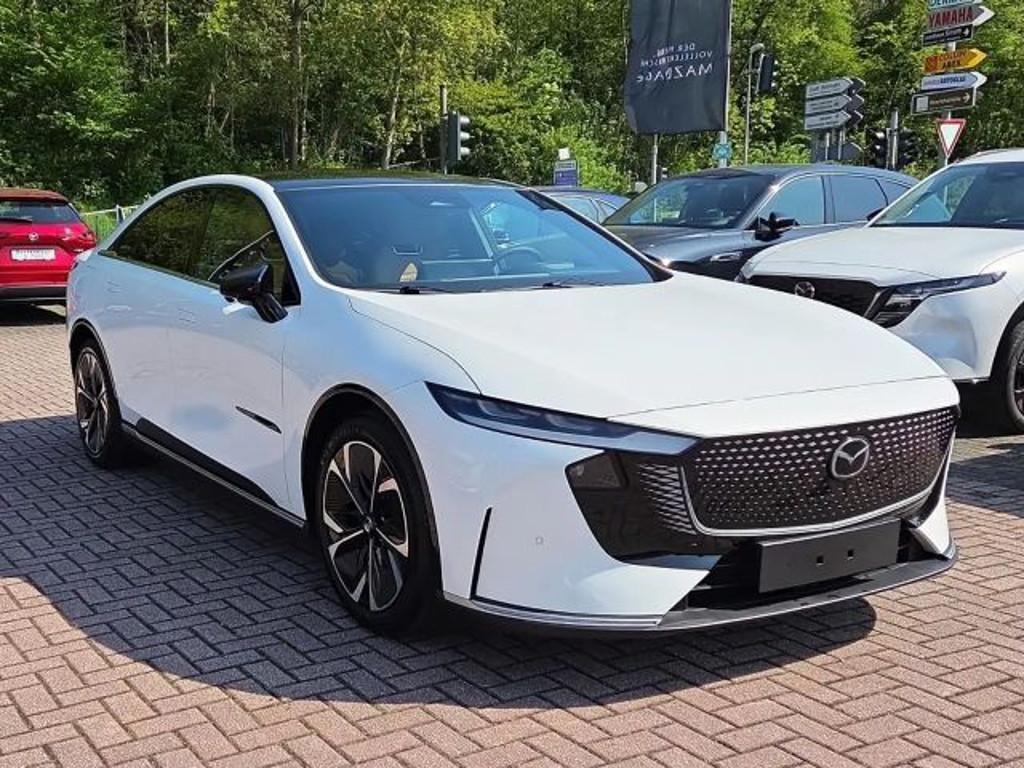Mazda 6e