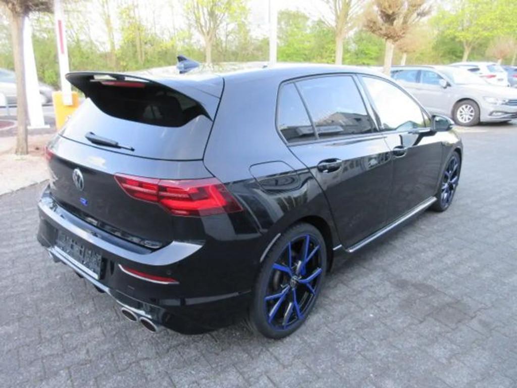 Volkswagen Golf 2024 Benzine