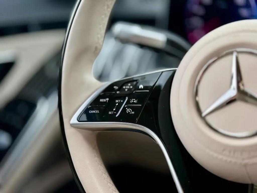 Mercedes-Benz S-Klasse