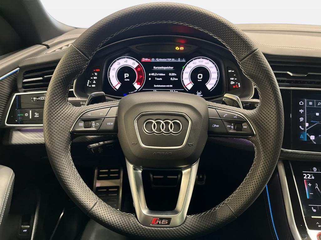 Audi RS Q8