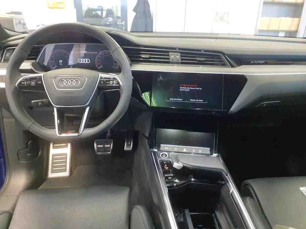Audi Q8 e-tron