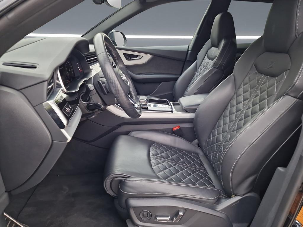 Audi SQ8