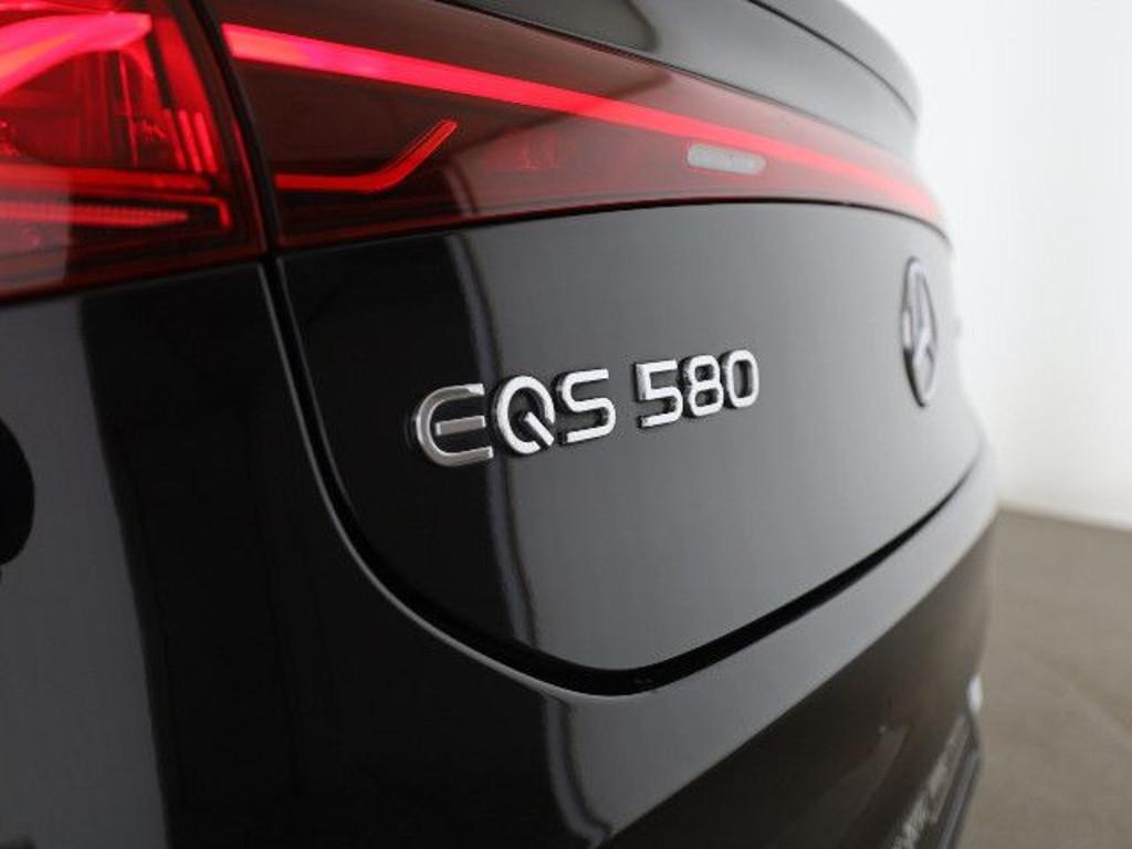 Mercedes-Benz EQS