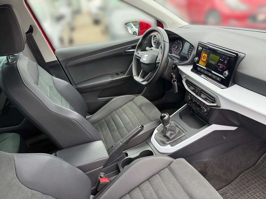 Seat Arona