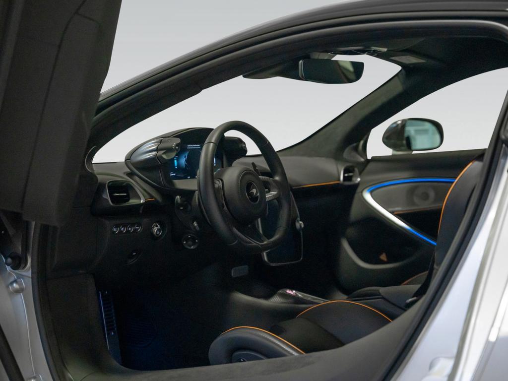 McLaren Artura
