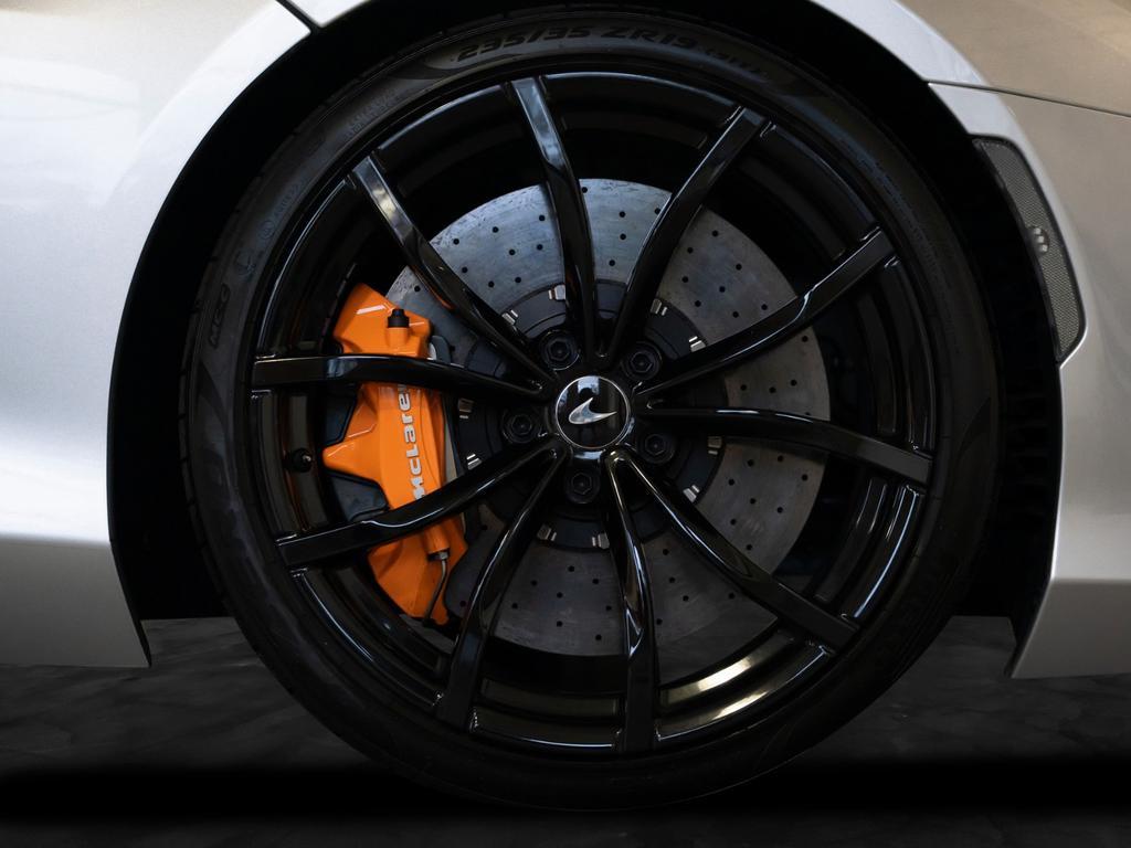 McLaren Artura