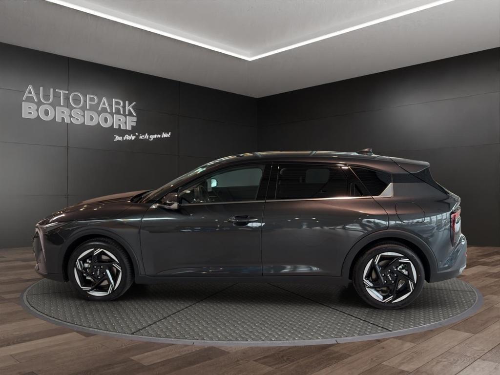 Kia K4