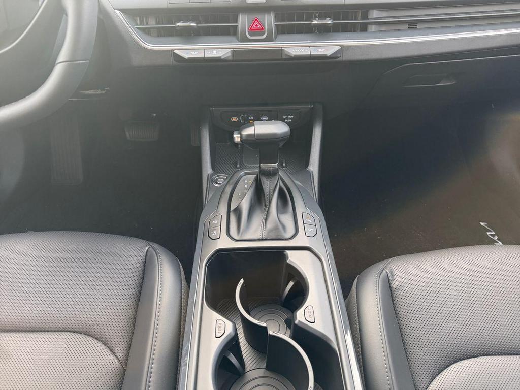 Kia K4