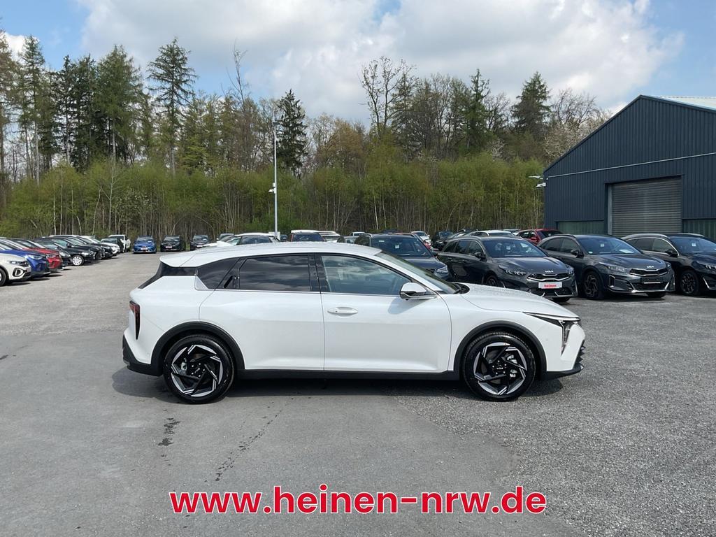 Kia K4