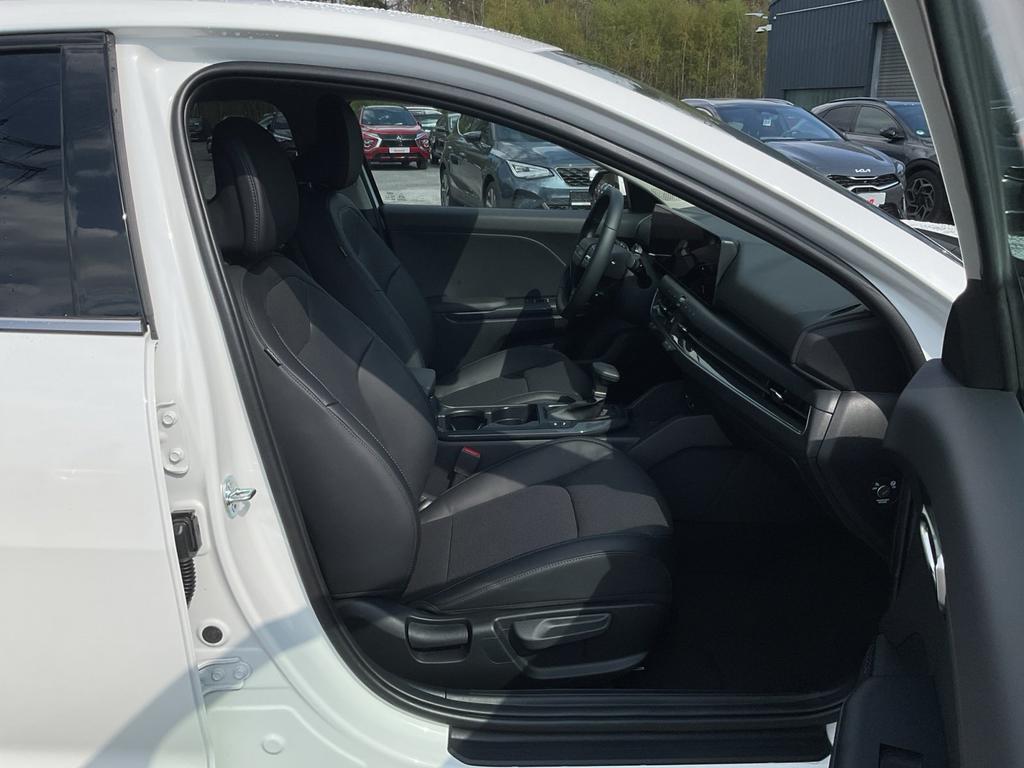 Kia K4