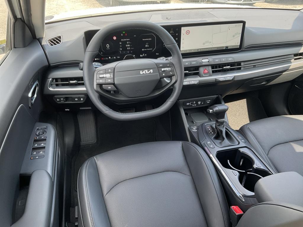 Kia K4