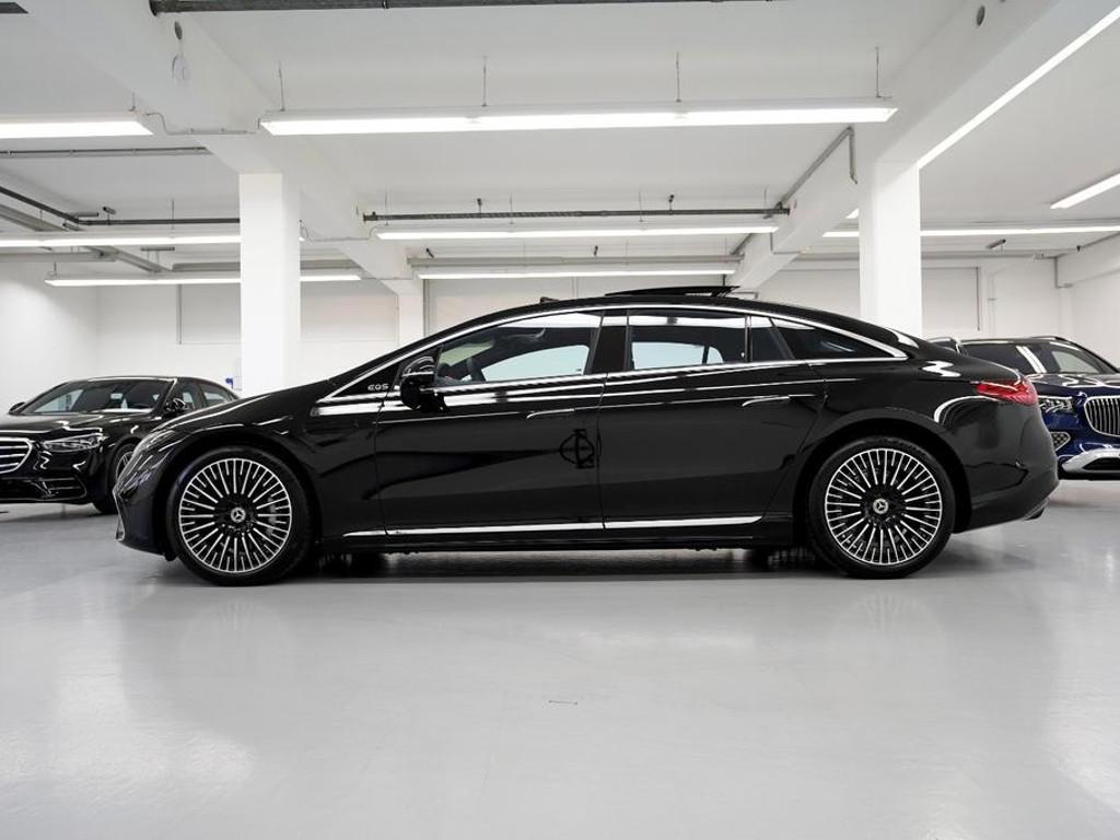 Mercedes-Benz EQS