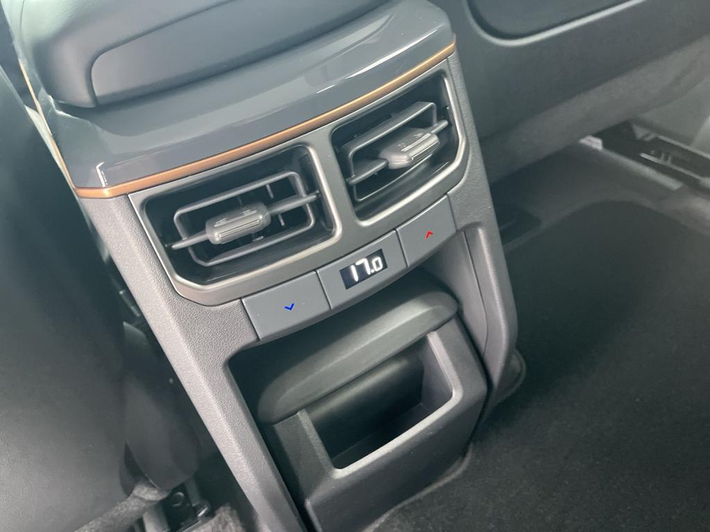 Kia EV5