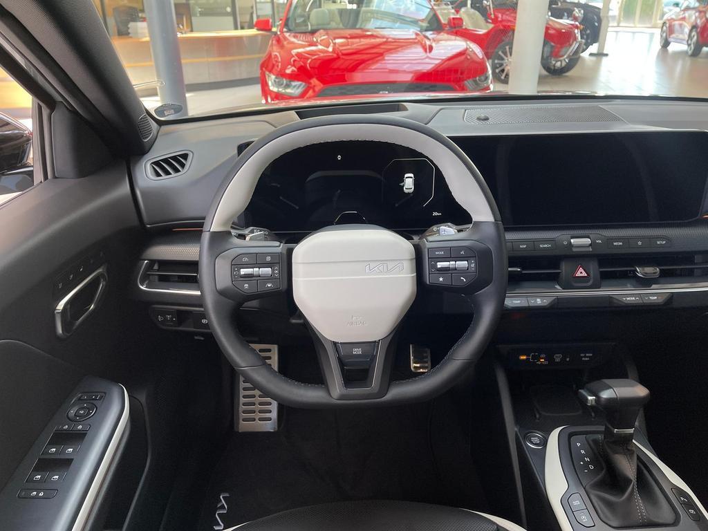 Kia K4