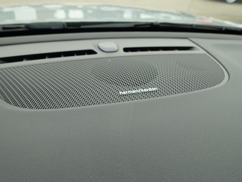 Volvo EX40