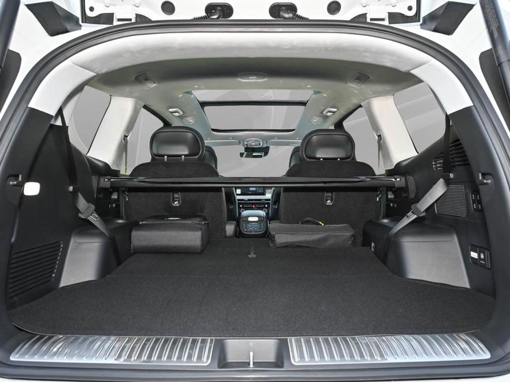 Hyundai IONIQ 9