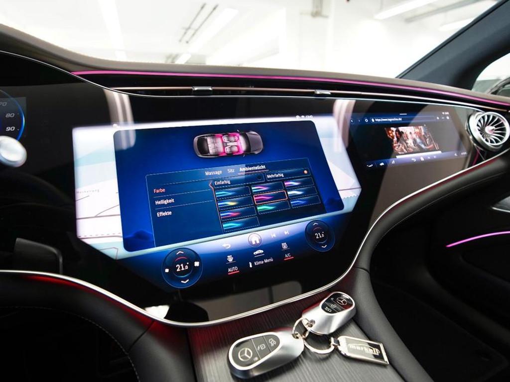 Mercedes-Benz EQS