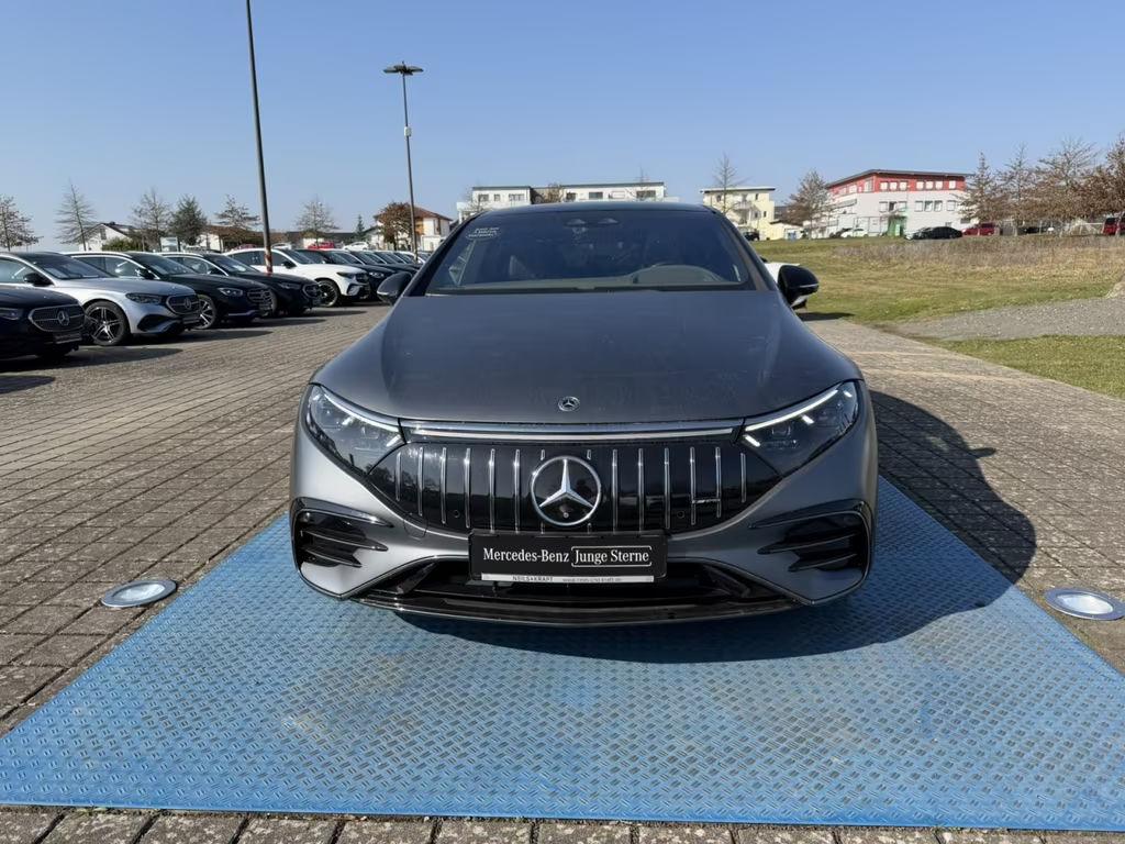 Mercedes-Benz EQS