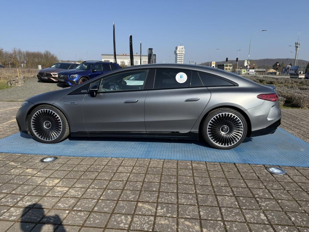 Mercedes-Benz EQS