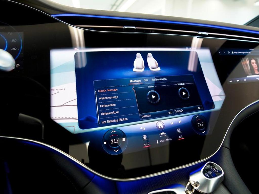 Mercedes-Benz EQS