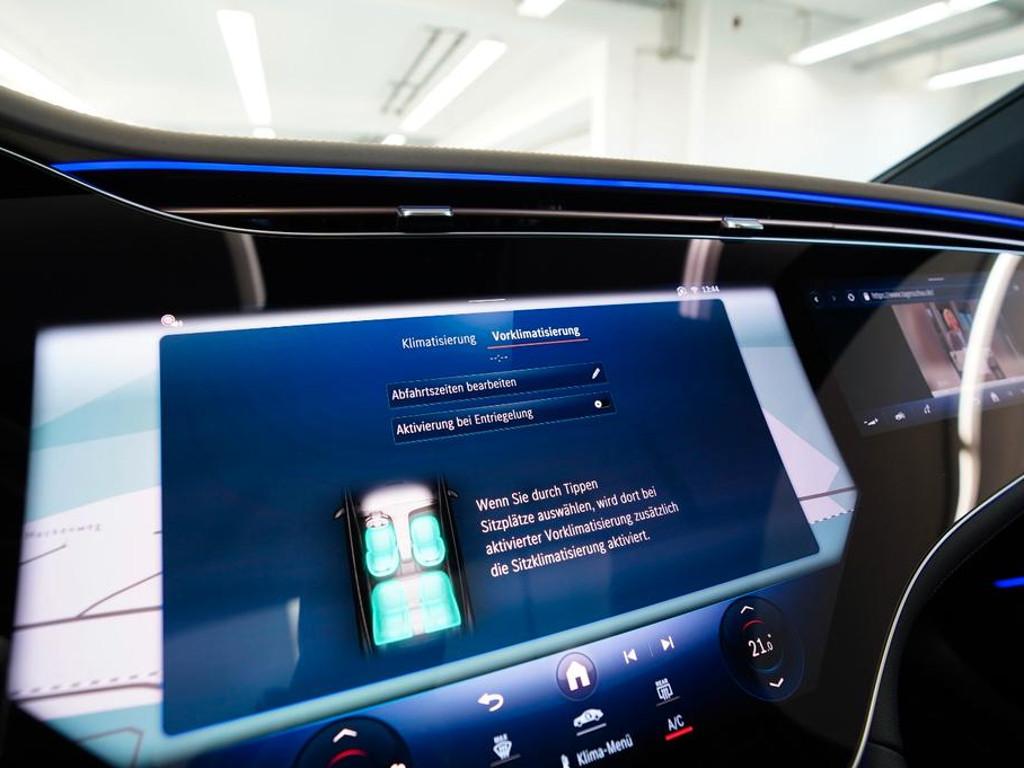 Mercedes-Benz EQS