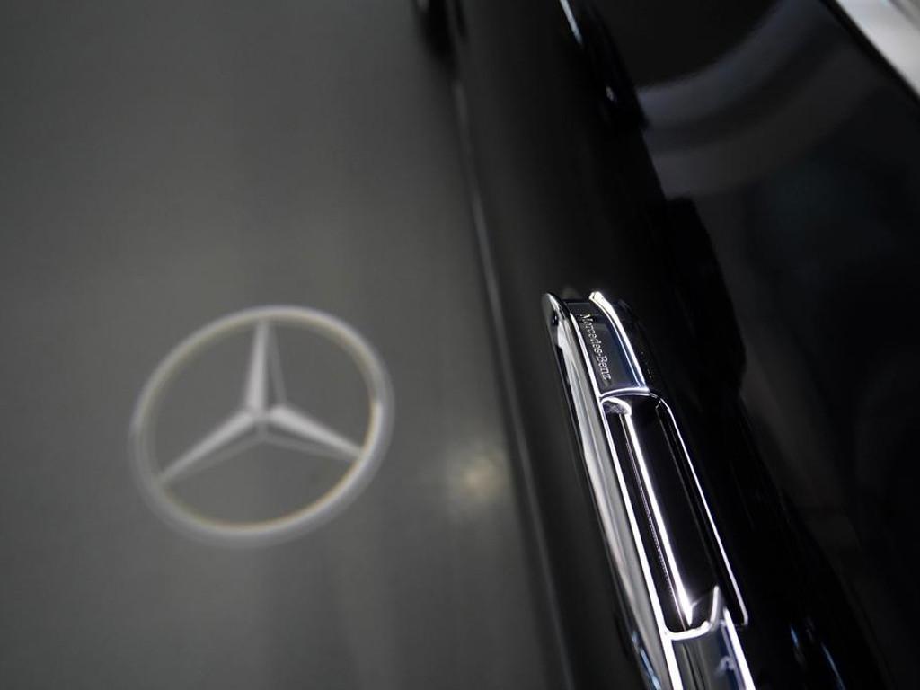 Mercedes-Benz EQS
