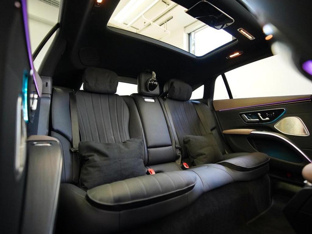 Mercedes-Benz EQS