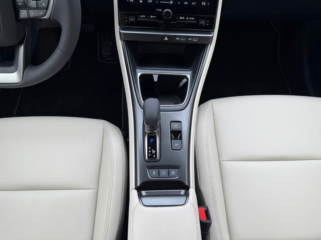 Lexus LBX