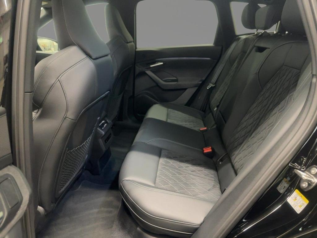 Audi SQ6 e-tron