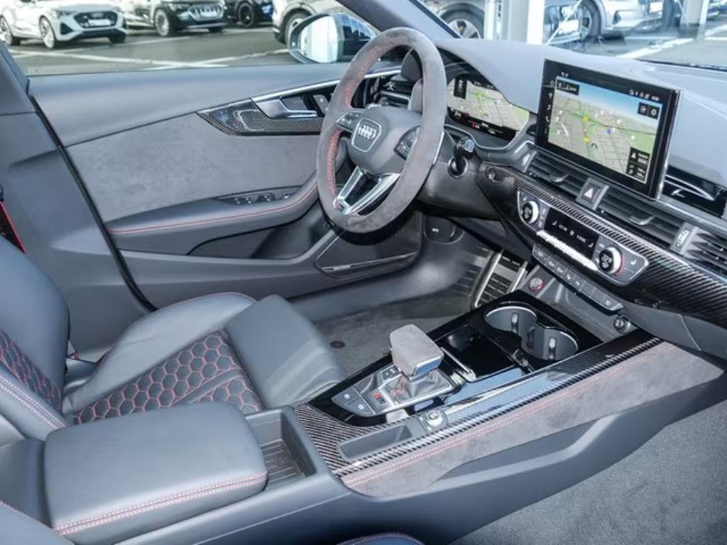 Audi RS4