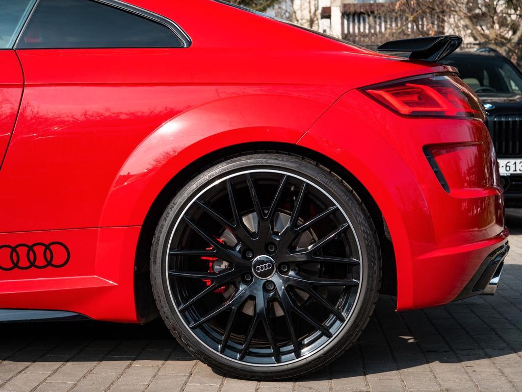 Audi TTS