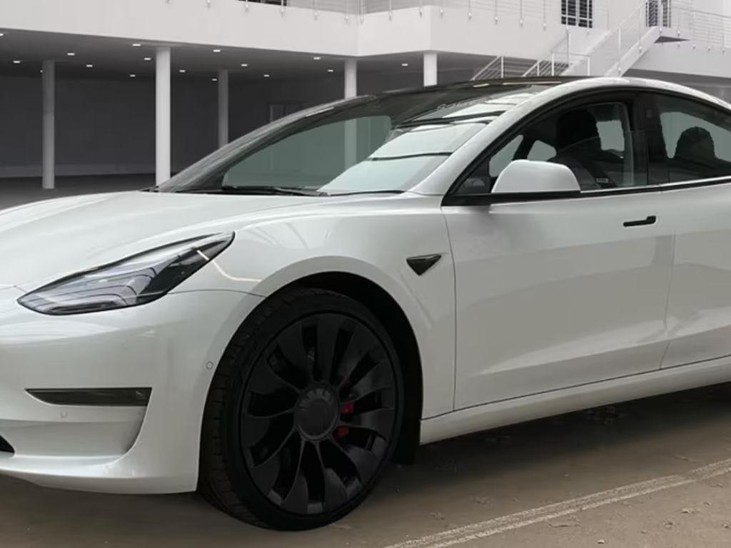 Tesla Model 3 2022 Elektrisch
