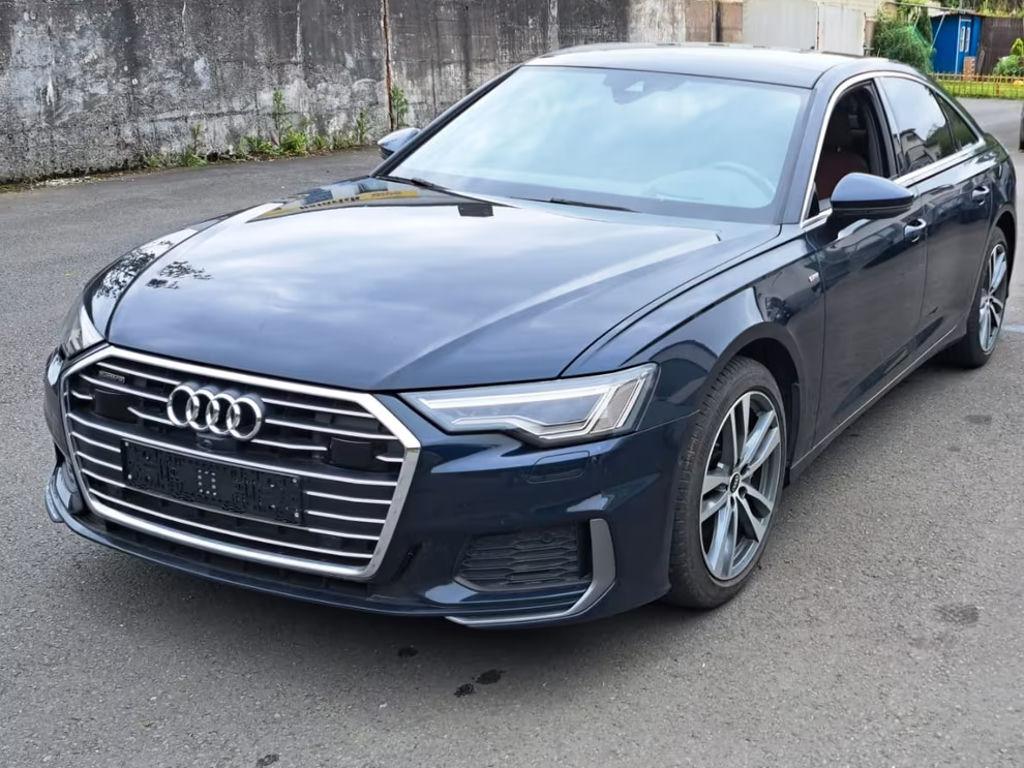 Audi A6 2021 Benzine