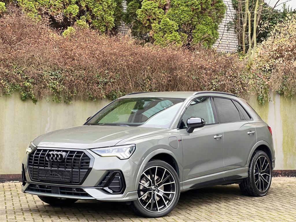 Audi Q3 2023 Hybride Benzine