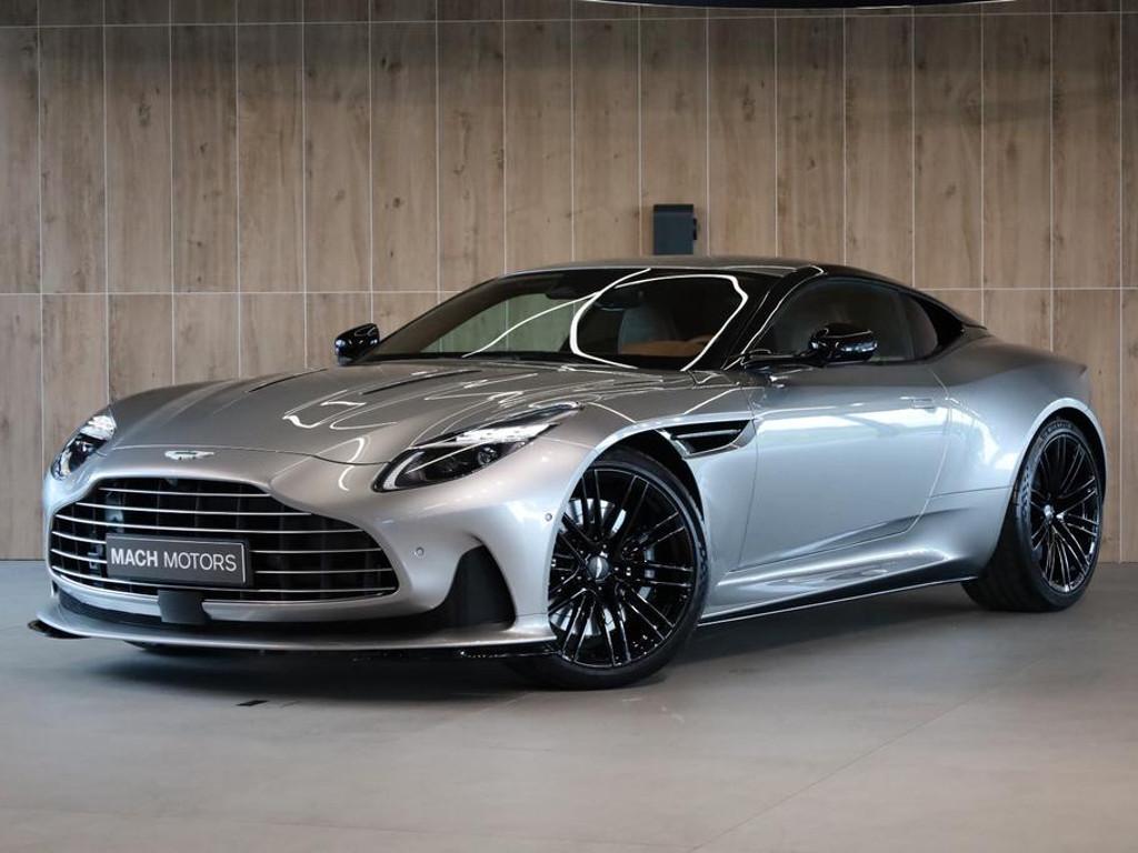 Aston Martin DB12 2025 Benzine