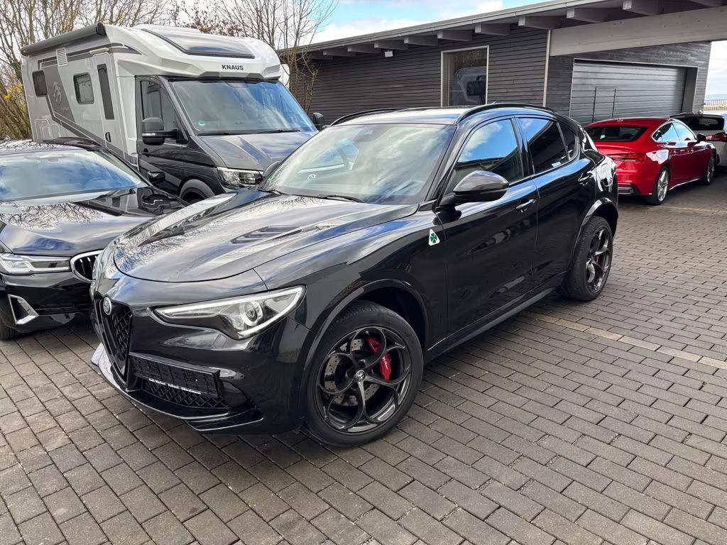 Alfa Romeo Stelvio 2022 Benzine
