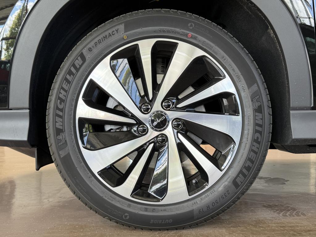 BYD Seal U