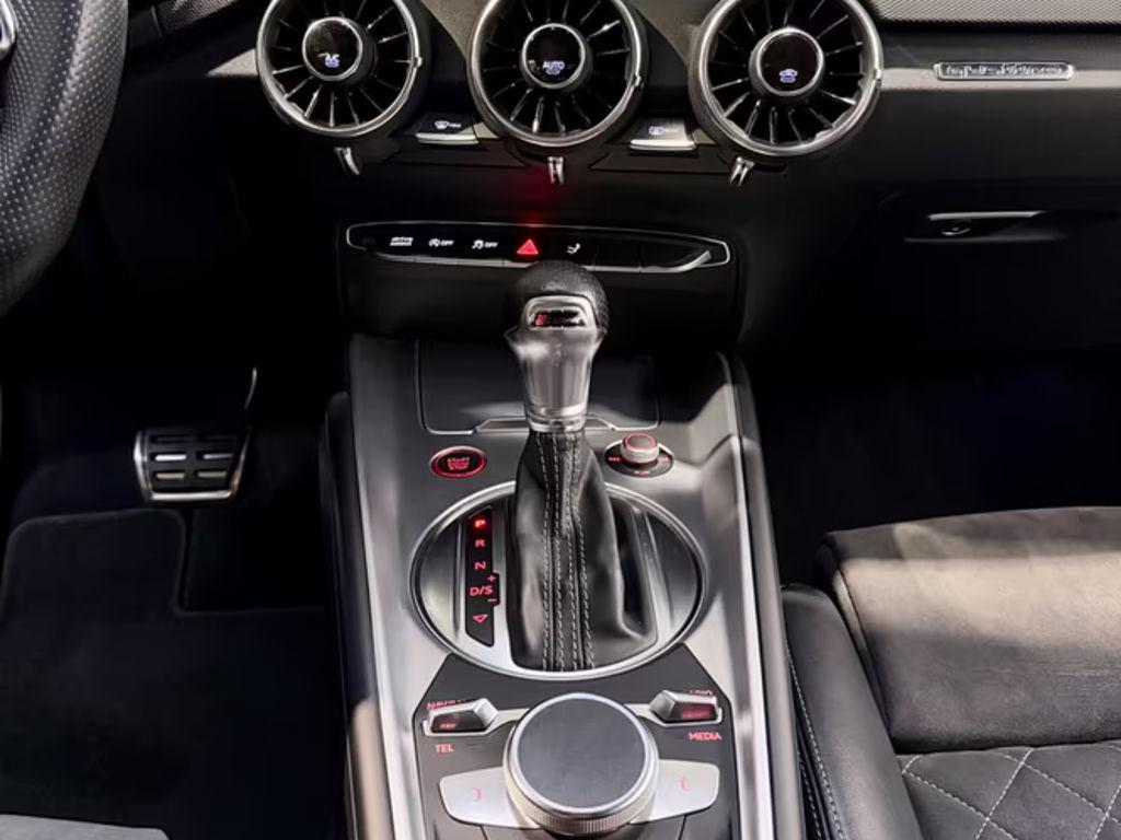 Audi TTS