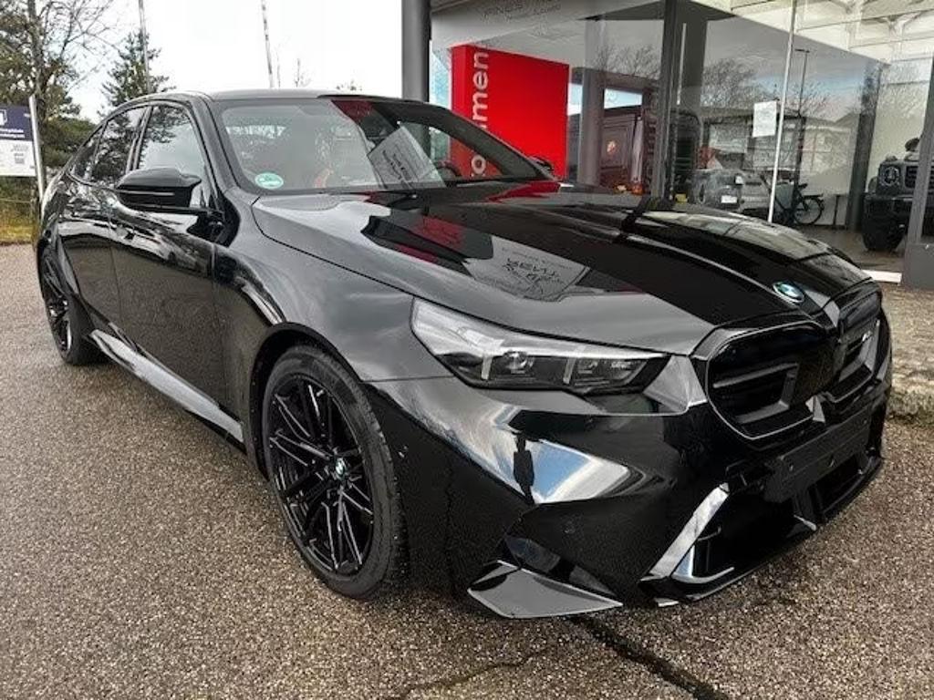 BMW M5 2025 Hybride Benzine
