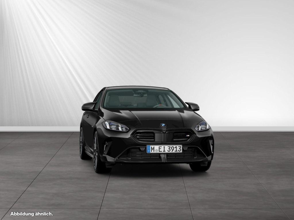 BMW M235
