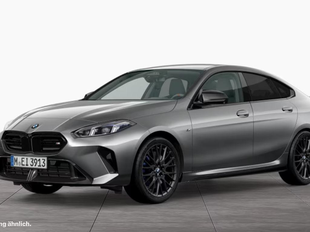 BMW M235 2025 Benzine